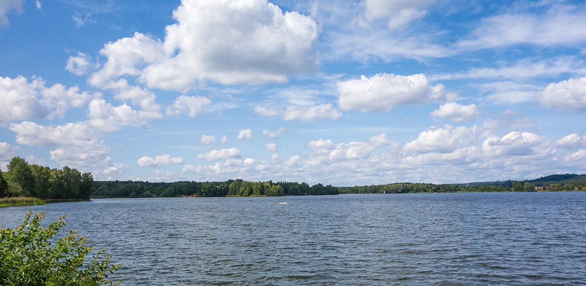 Das Bild zeigt den Brombachsee